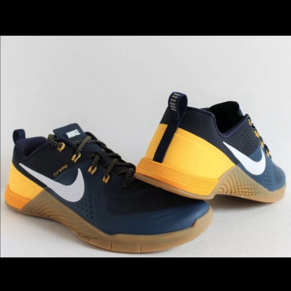 🚨SOLD NIKE METCON 1 BLUE-WHITE-OBSIDIAN- ORANGE